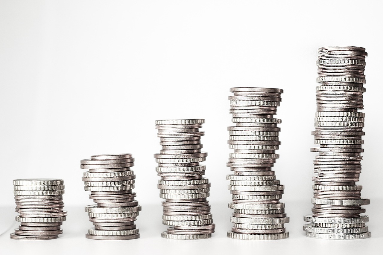 Novecentos Reais por Extenso: Como Escrever do Jeito Certo