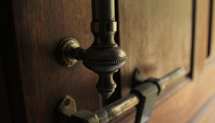 5 dicas para manter a segurança noturna da sua casa