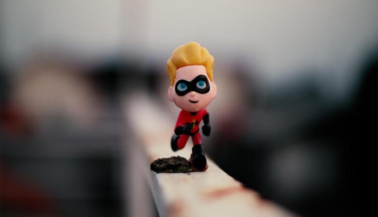 A Evolução dos Super-Heróis: Dos Quadrinhos Clássicos ao Cinema Moderno