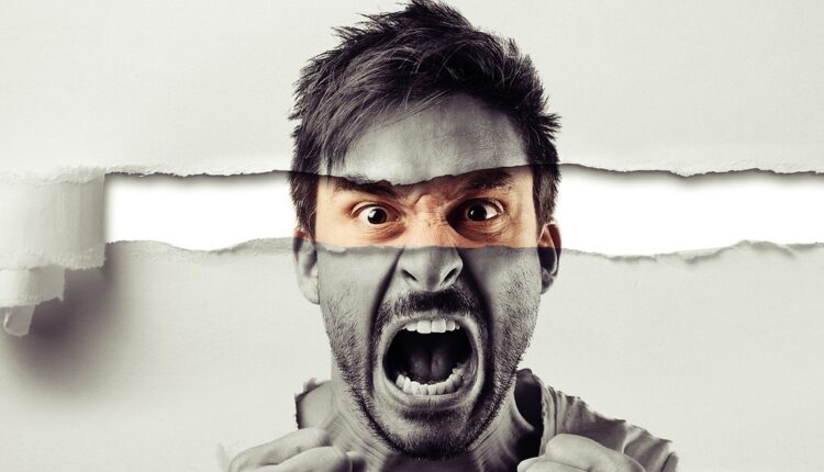 Acordou Chorando: Significados e Possíveis Causas