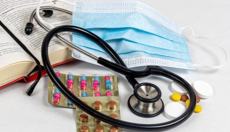 Como verificar se um médico encontrado online é realmente credenciado no CRM