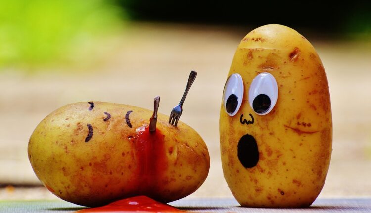 Sonhar com Facada nas Costas: Interpretação